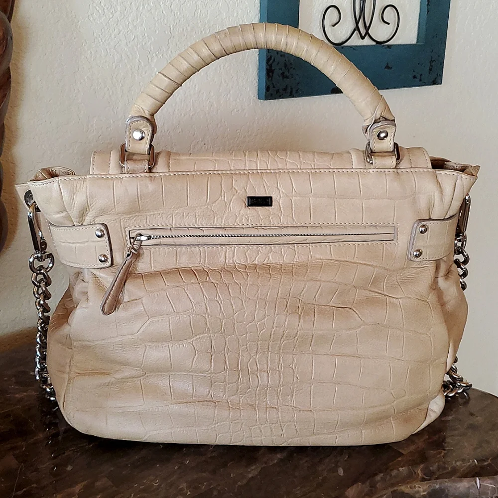Be & D croc embossed